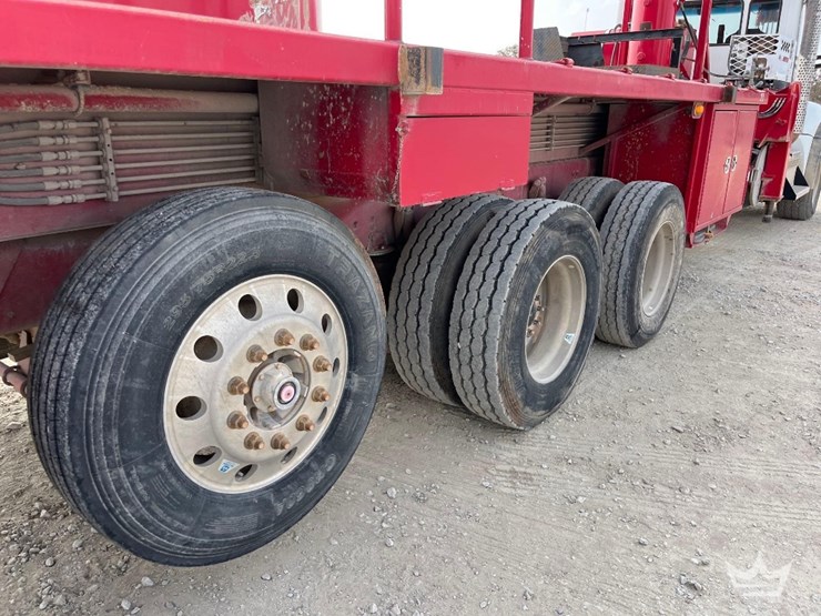 2015-kenworth-t880-image-36