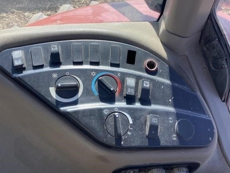 case-ih-290-image-13