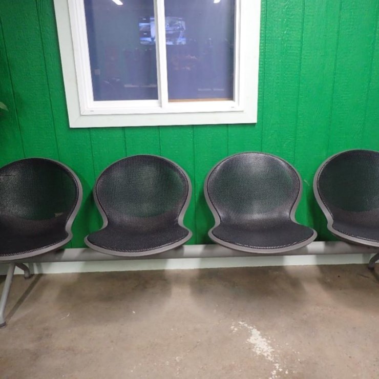 4 Seat Waiting Room Seating = Tag #6599
