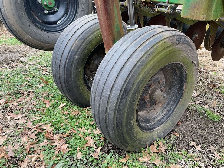 great-plains-solid-stand-15-image-55