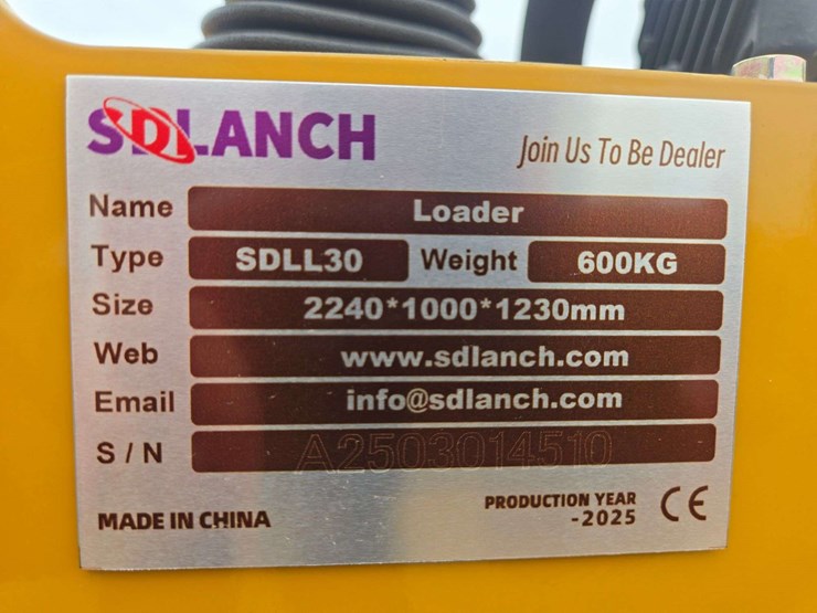 2025-sdlanch-sdll30-mini-skid-steer-image-11