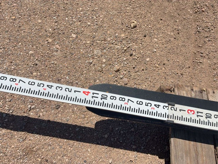 skid-steer-pallet-forks-image-6