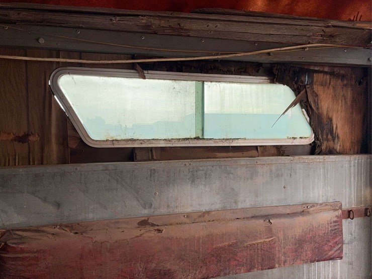 horse-transport-5th-wheel-livestock-trailer-image-54