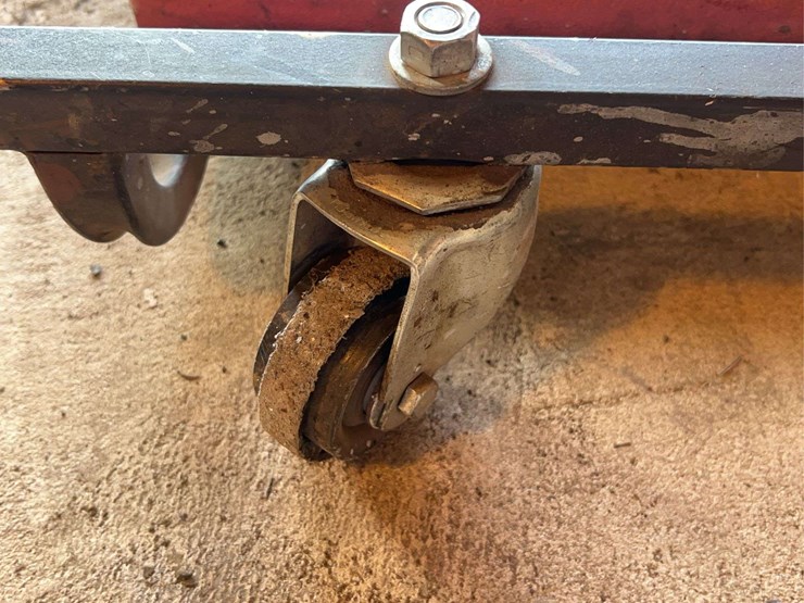 snap-on-creeper-image-6