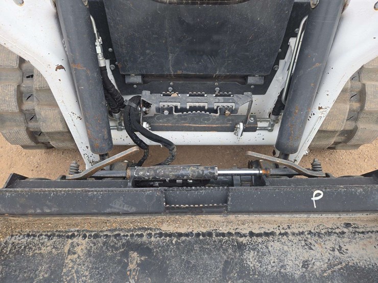 bobcat-t64-image-7