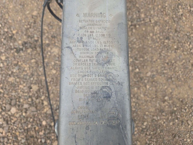 2017-lowe-ss210-pontoon-boat-image-8