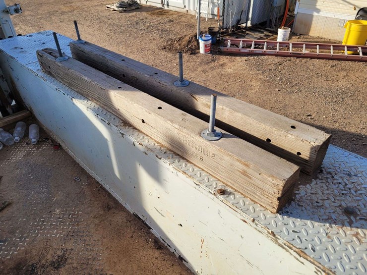 2009-international-harvester-sx525-truck-digger-derrick-truck-image-38