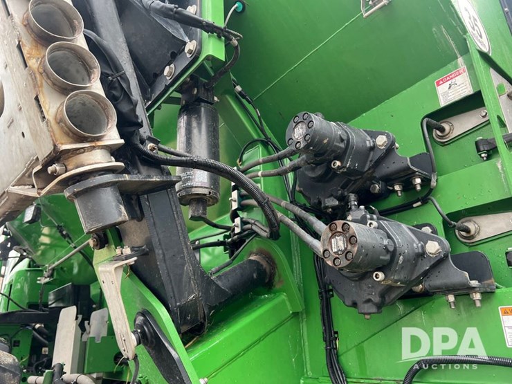 john-deere-600r-image-62