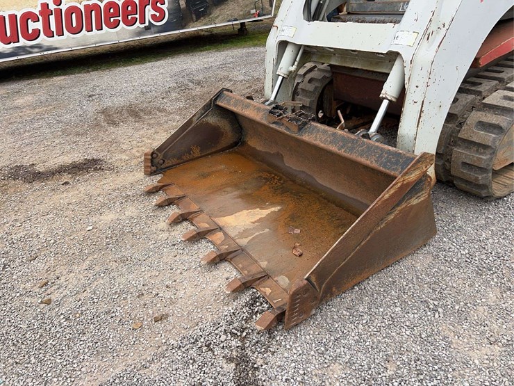 takeuchi-tl250-image-25