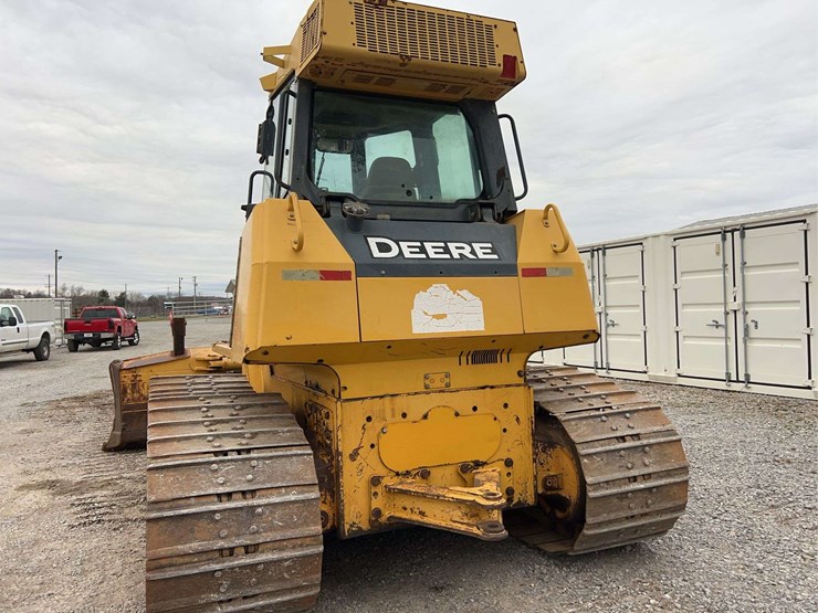 2007-deere-750j-image-23