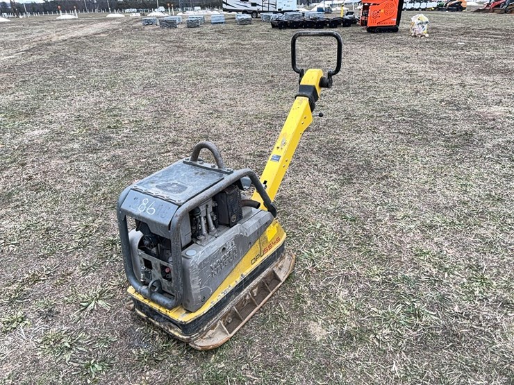 wacker-dpu5545-reversible-plate-compactor-support-equipment-sn:10773261-image-1