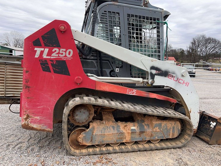 takeuchi-tl250-image-14