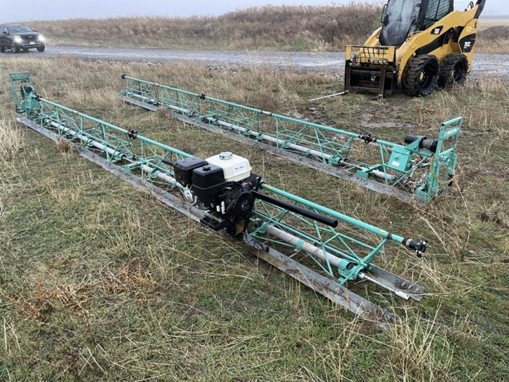 multiquip-40'-concrete-screed-image-2