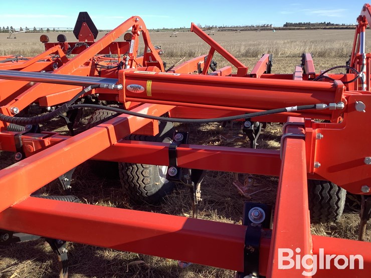 2024-kuhn-krause-6405-31-image-16