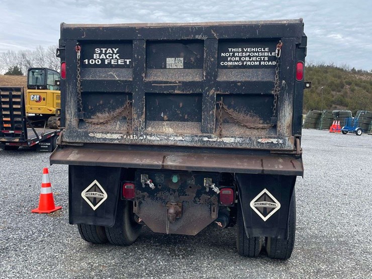 2009-international-7600-image-5