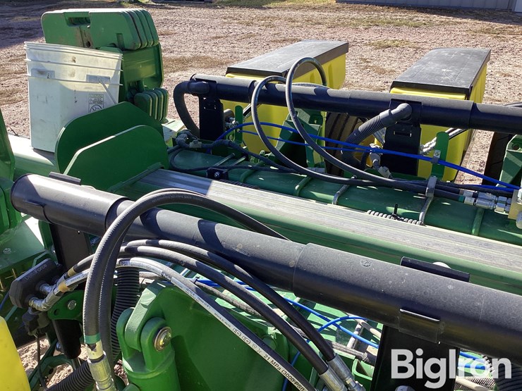 john-deere-1770nt-image-14