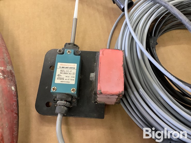 micro-trak-twin-pump-w/controller-image-13