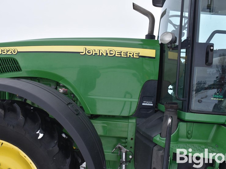 john-deere-8320-image-14