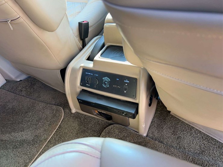 2019-ford-transit-image-20