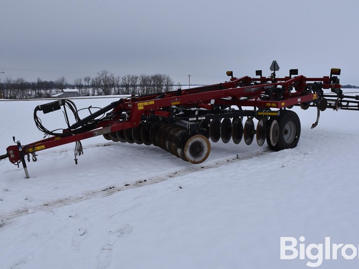 case-ih-2015-image-1