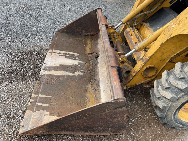 john-deere-317-image-28