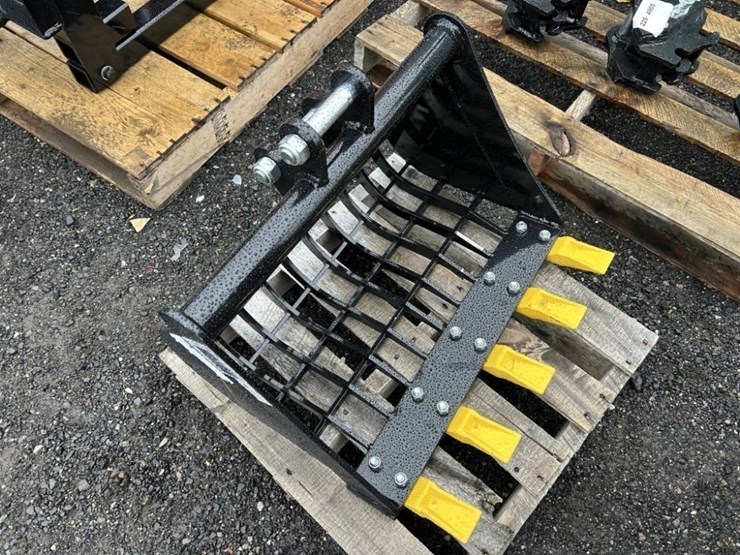 2025-ir-rock-screening-dig-bucket-image-1