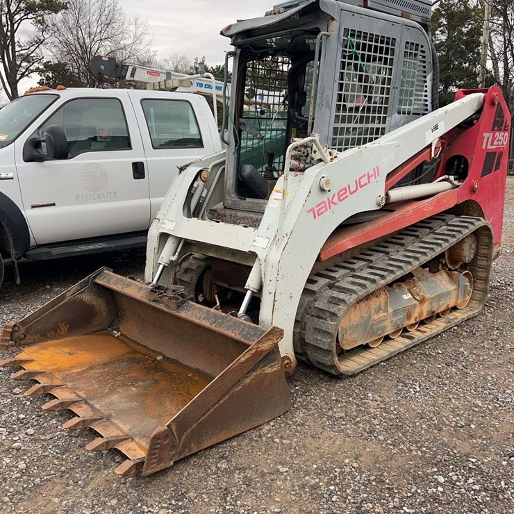 TAKEUCHI TL250