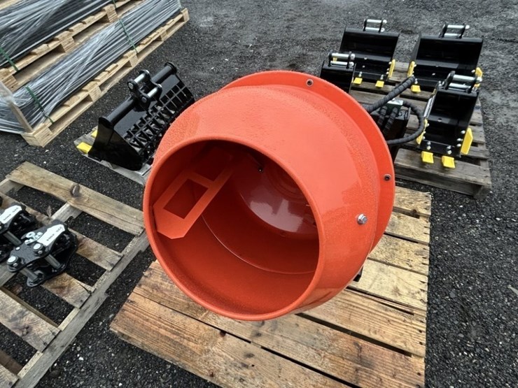 2025-ir-concrete-mixing-bucket-image-2