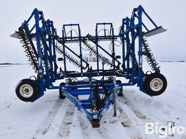 landoll-130-32-to-the-max-roller-harrow-image-2