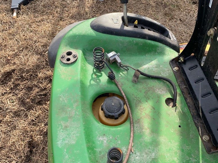 john-deere-l120-image-6