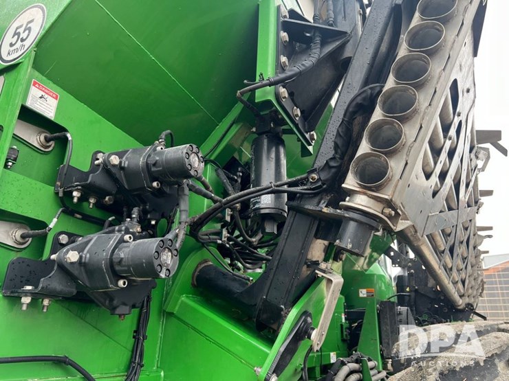 john-deere-600r-image-45