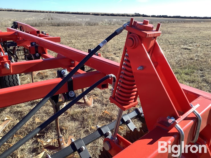 2024-kuhn-krause-6405-31-image-13