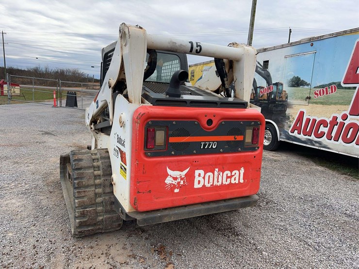 2019-bobcat-t770-image-22