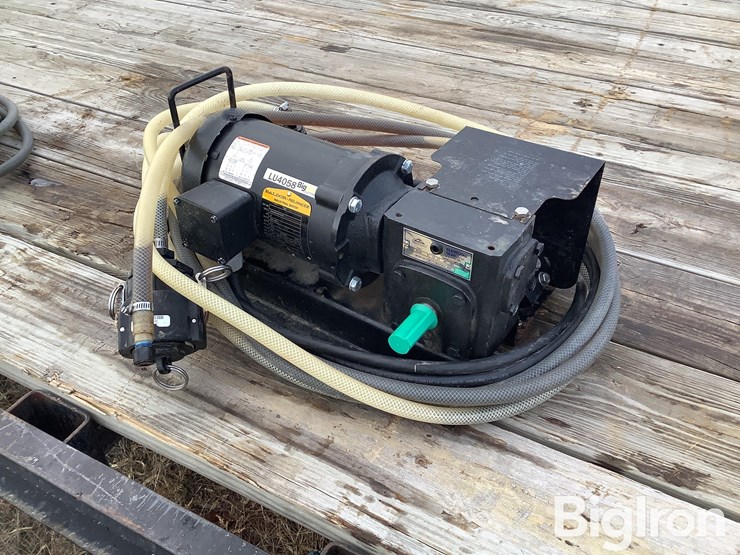 john-blue-21630-injection-chemical-pump-image-1