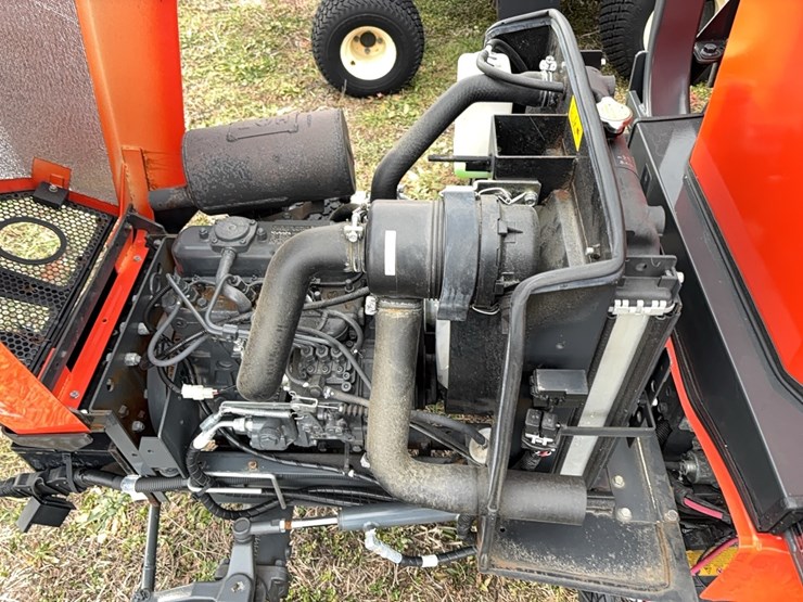 2022-kubota-f2690-snow-utility-tractor-sn:14383-image-8