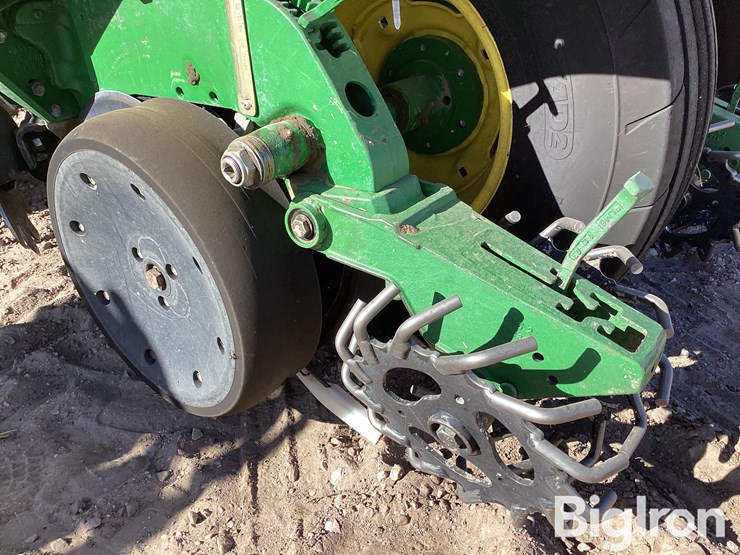 john-deere-1770nt-image-10
