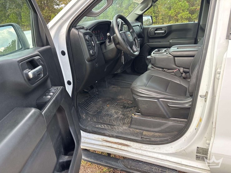 2021-chevrolet-silverado-1500-image-5