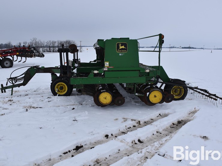 john-deere-750-image-8