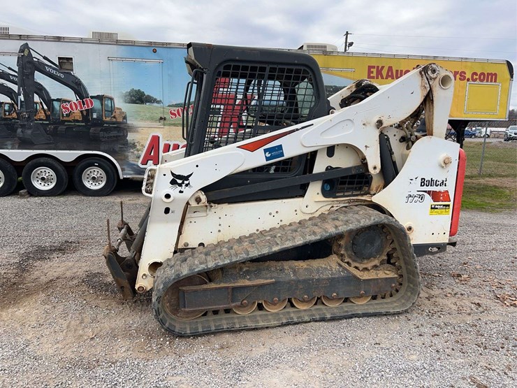 2019-bobcat-t770-image-3