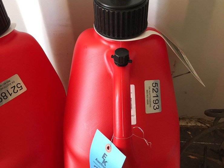 unused-5.5-gallon-multi-use-utility-jug-image-3
