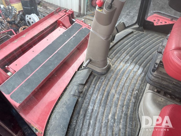 case-ih-8250-image-34
