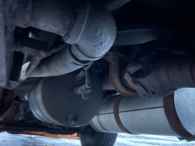 caterpillar-10-image-15