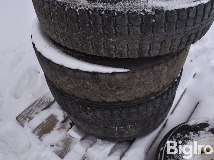 11r22.5-truck-tractor-tires-image-4