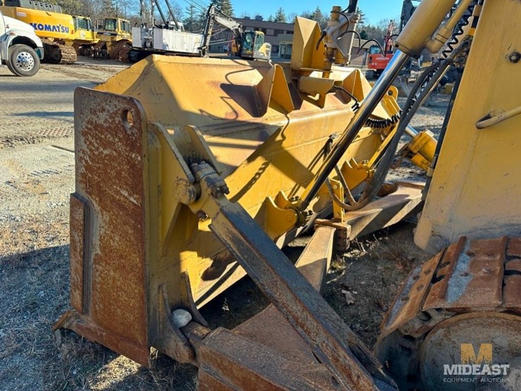 2004-caterpillar-d6r-xl-image-35