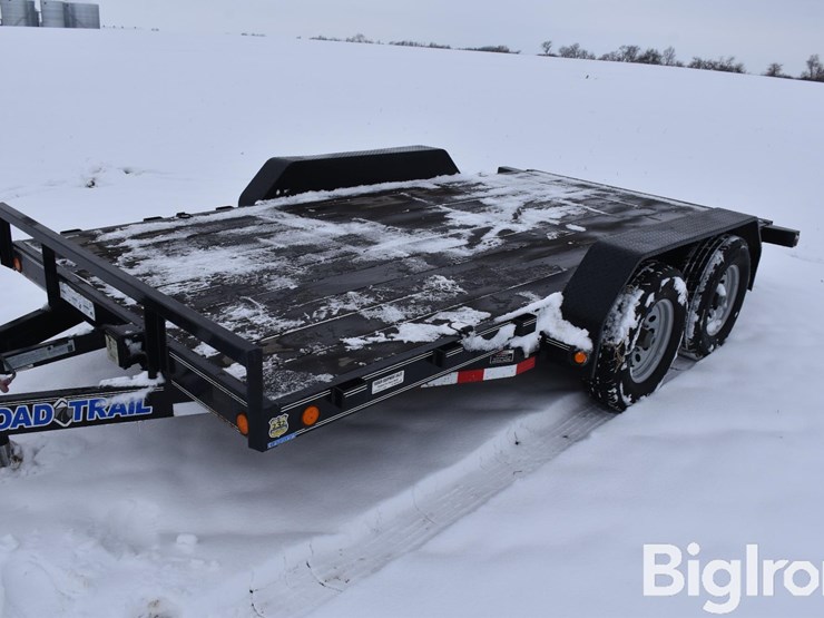 2015-load-trail-t/a-trailer-image-12