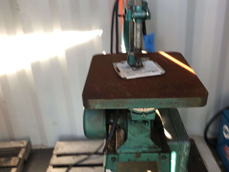 powermatic-model-95-3-phase-power-scroll-saw-image-5