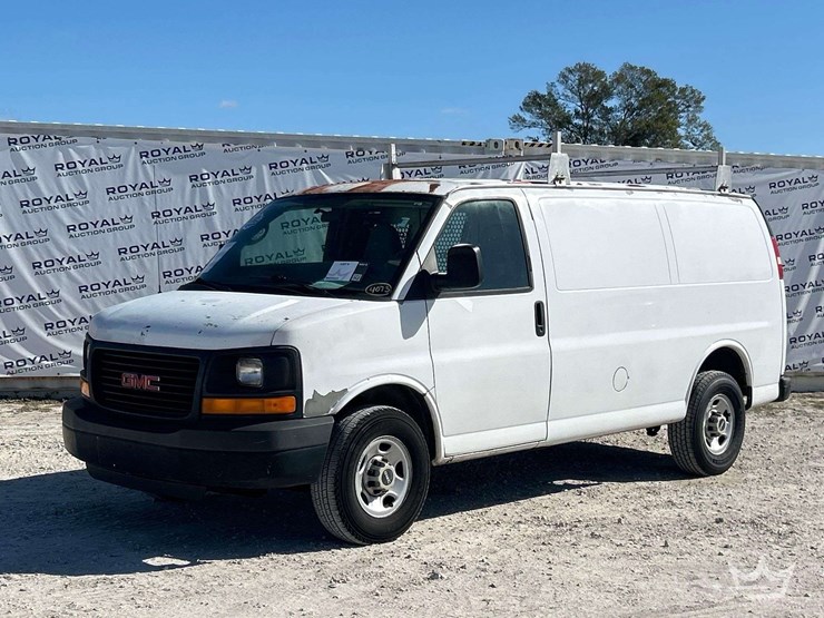 2008-gmc-2500-image-1