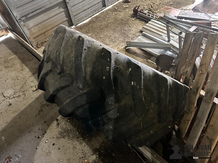 600/65r28-tractor-tire-image-7