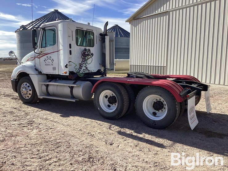 2007-freightliner-columbia-t/a-truck-tractor-image-7