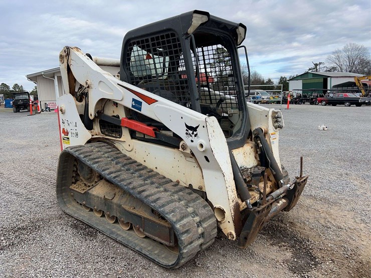 2019-bobcat-t770-image-12